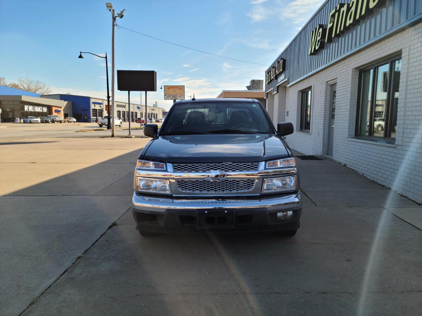2008 Chevrolet Colorado Work Truck Ext. Cab 2WD (1GCCS19E088) with an 3.7L L5 DOHC 20V engine, located at 104 1st Avenue, Silvis, IL, 61282, (309) 755-9511, 41.515156, -90.425377 - Photo#1