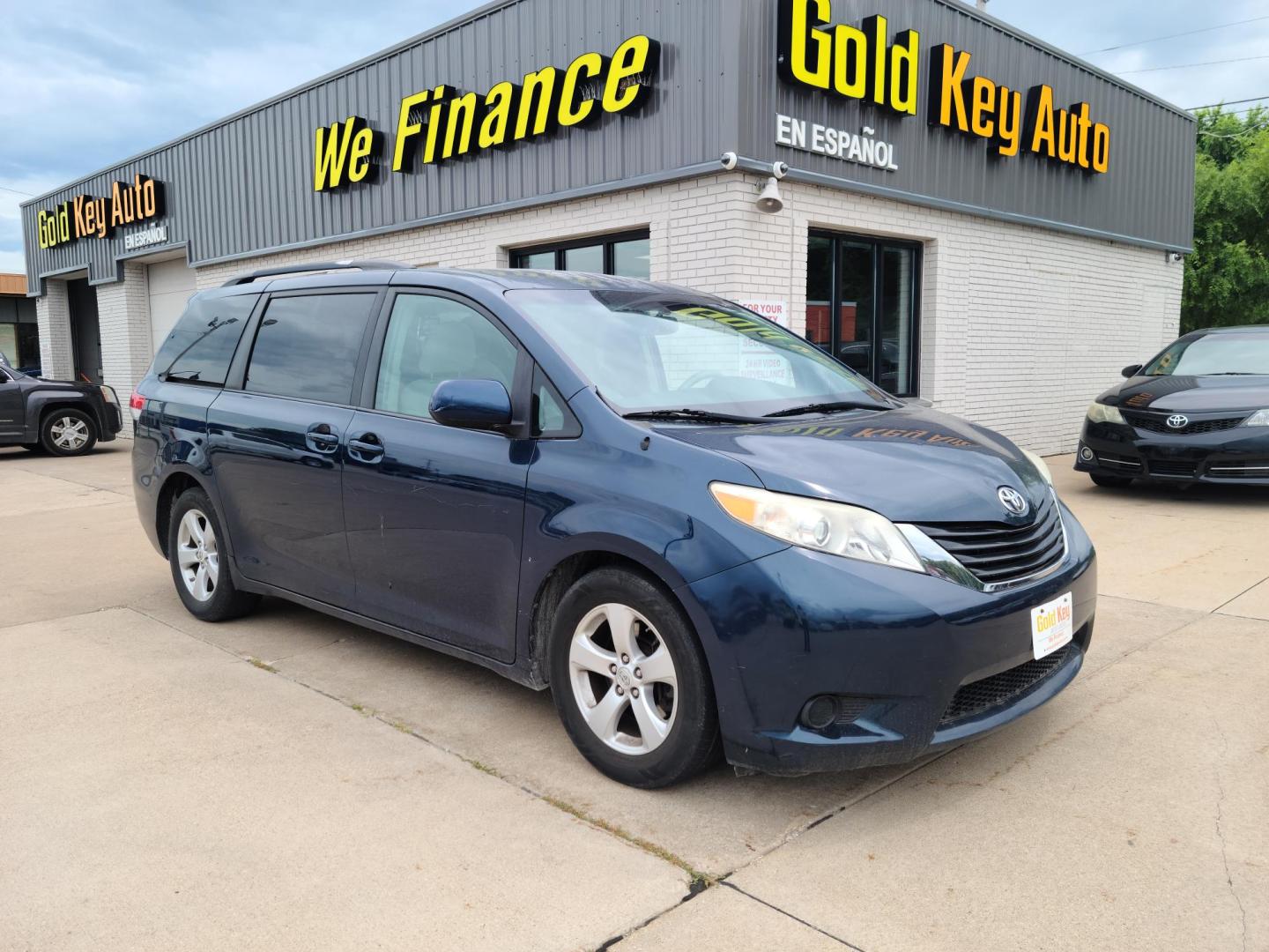 2012 BLUE /Light Gray Cloth Toyota Sienna LE FWD 8-Passenger V6 (5TDKK3DC8CS) with an 3.5L V6 EFI DOHC 24V engine, 5-Speed Automatic transmission, located at 104 1st Avenue, Silvis, IL, 61282, (309) 755-9511, 41.515156, -90.425377 - Photo#0