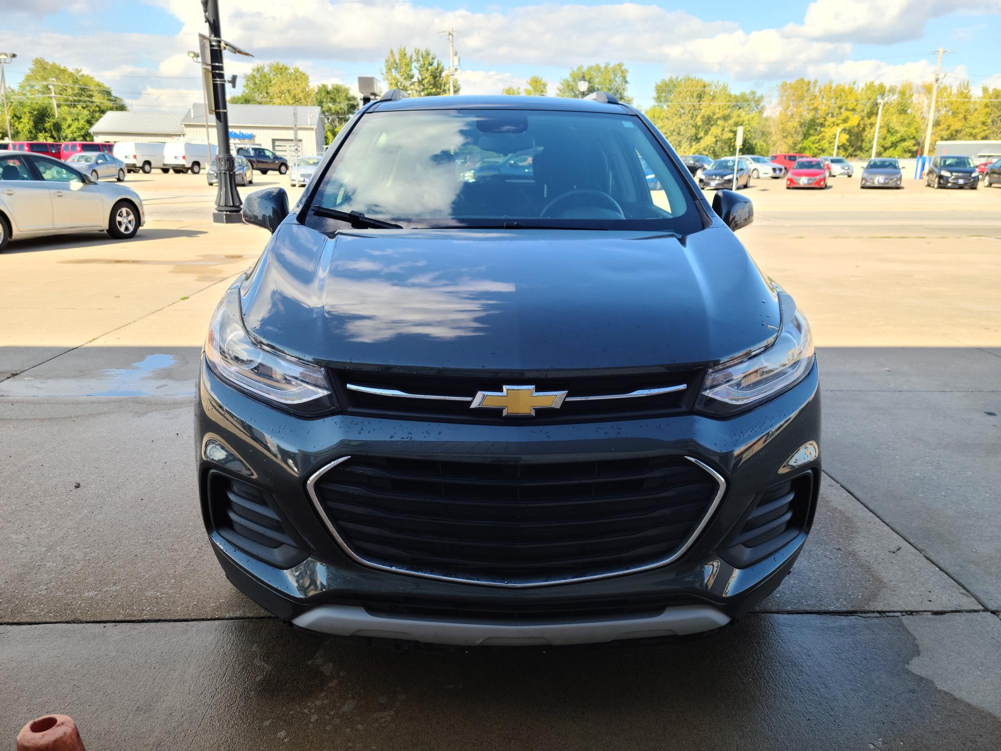photo of 2017 Chevrolet Trax LT FWD