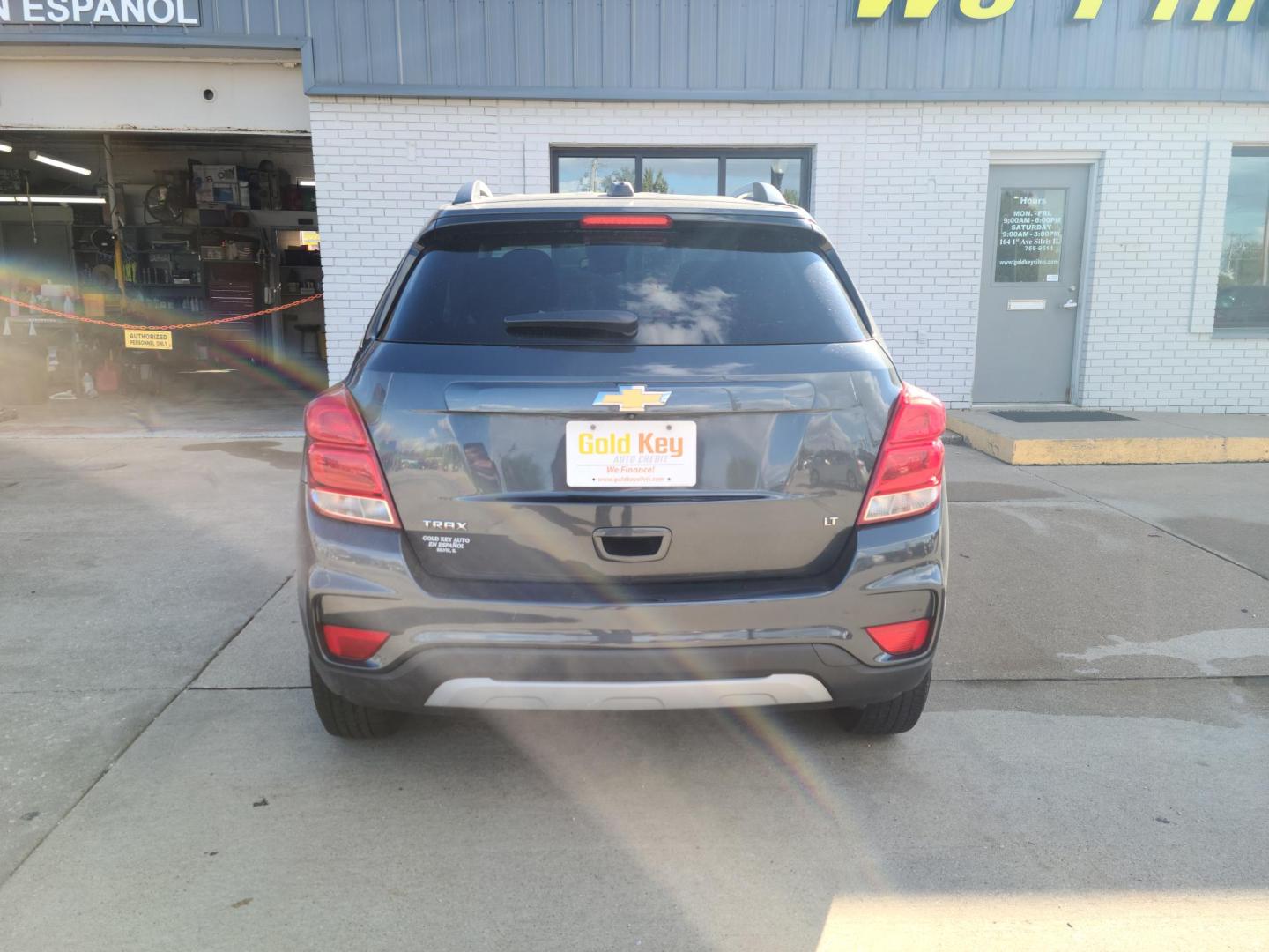 2017 Nightfall Gray Metallic /Jet Black, Cloth Chevrolet Trax LT FWD (3GNCJLSB0HL) with an 1.4L L4 DOHC 16V engine, 6A transmission, located at 104 1st Avenue, Silvis, IL, 61282, (309) 755-9511, 41.515156, -90.425377 - Photo#3