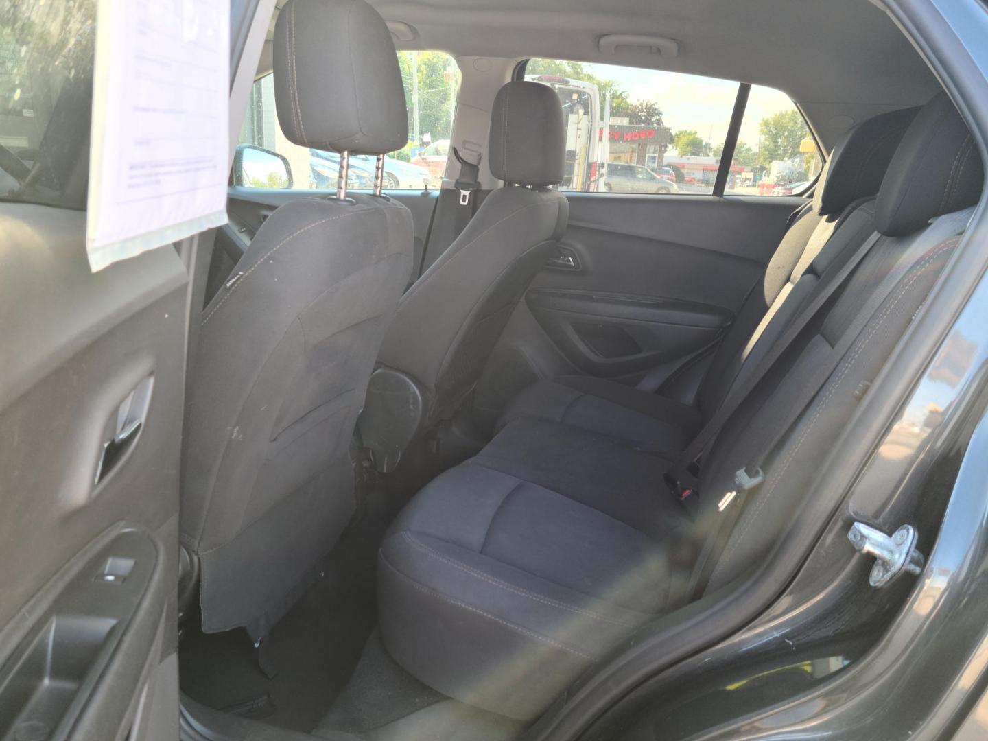 2017 Nightfall Gray Metallic /Jet Black, Cloth Chevrolet Trax LT FWD (3GNCJLSB0HL) with an 1.4L L4 DOHC 16V engine, 6A transmission, located at 104 1st Avenue, Silvis, IL, 61282, (309) 755-9511, 41.515156, -90.425377 - Photo#6