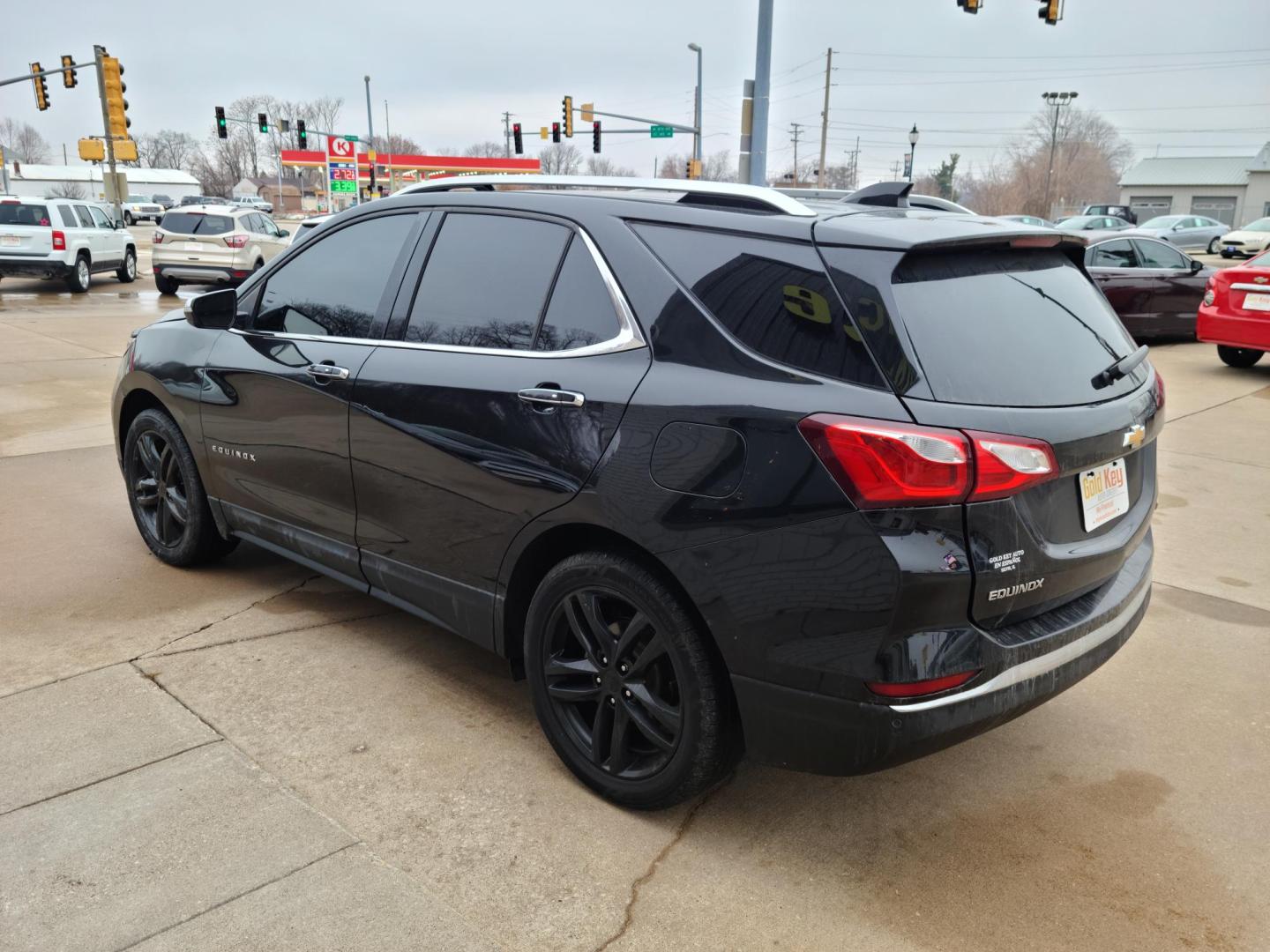 2018 Mosaic Black Metallic /Jet Black/Cinnamon, Cloth Chevrolet Equinox Premier LT 2WD (2GNAXMEVXJ6) with an 1.5L L4 DIR DOHC 16V TURBO engine, 6A transmission, located at 104 1st Avenue, Silvis, IL, 61282, (309) 755-9511, 41.515156, -90.425377 - Photo#2
