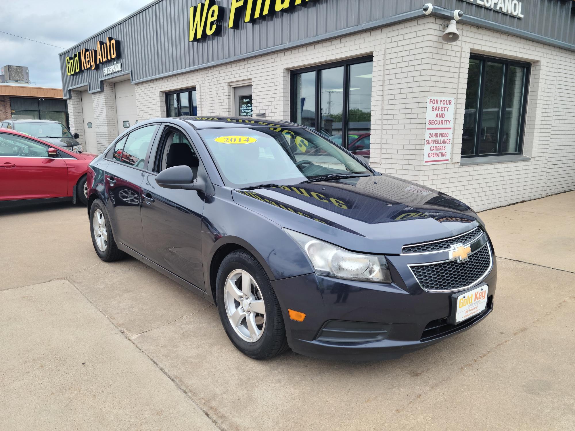 photo of 2014 Chevrolet Cruze LS Auto