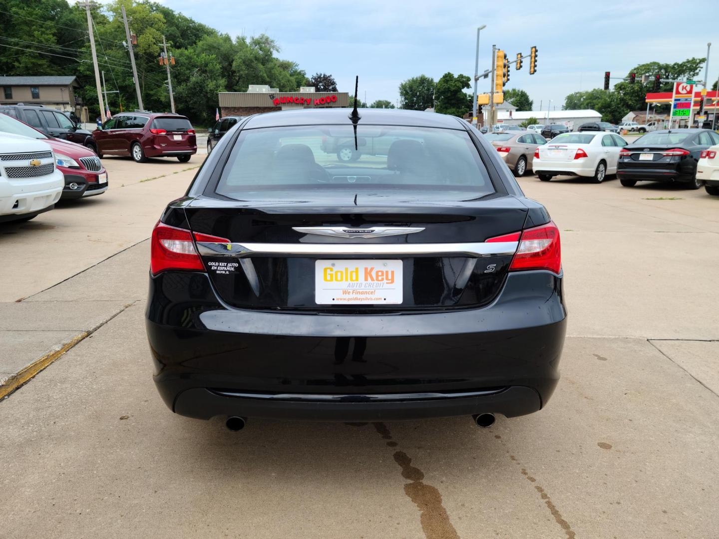 2011 Carbon Black Metallic /Black Chrysler 200 S (1C3BC8FG3BN) with an 3.6L V6 DOHC 24V FFV engine, 6-Speed Automatic transmission, located at 104 1st Avenue, Silvis, IL, 61282, (309) 755-9511, 41.515156, -90.425377 - Photo#3