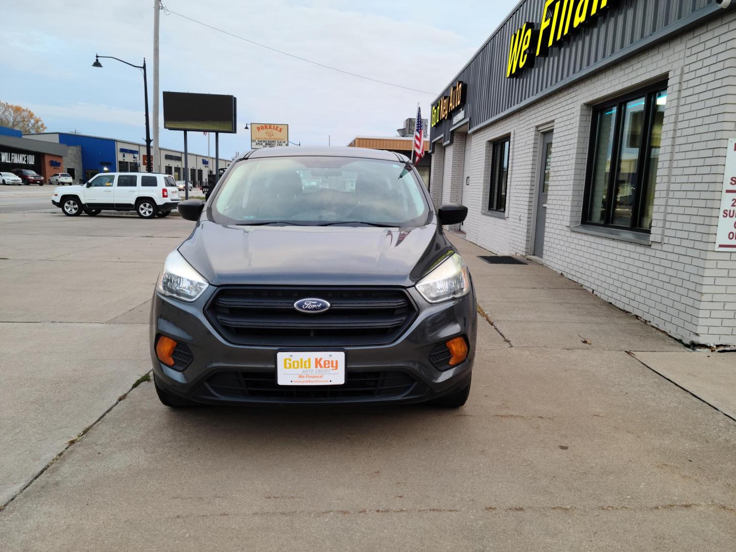 2017 Ford Escape S FWD (1FMCU0F78HU) with an 2.5L L4 DOHC 16V engine, 6A transmission, located at 104 1st Avenue, Silvis, IL, 61282, (309) 755-9511, 41.515156, -90.425377 - Photo#1