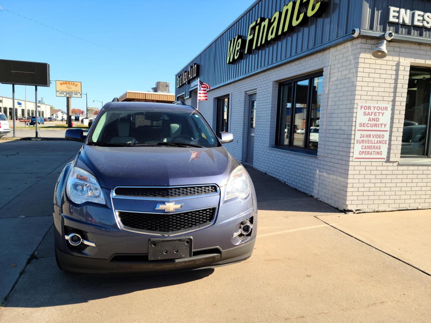 2013 Chevrolet Equinox 2LT 2WD (2GNFLPE38D6) with an 3.6L V6 DOHC 24V engine, 6-Speed Automatic transmission, located at 104 1st Avenue, Silvis, IL, 61282, (309) 755-9511, 41.515156, -90.425377 - Photo#1