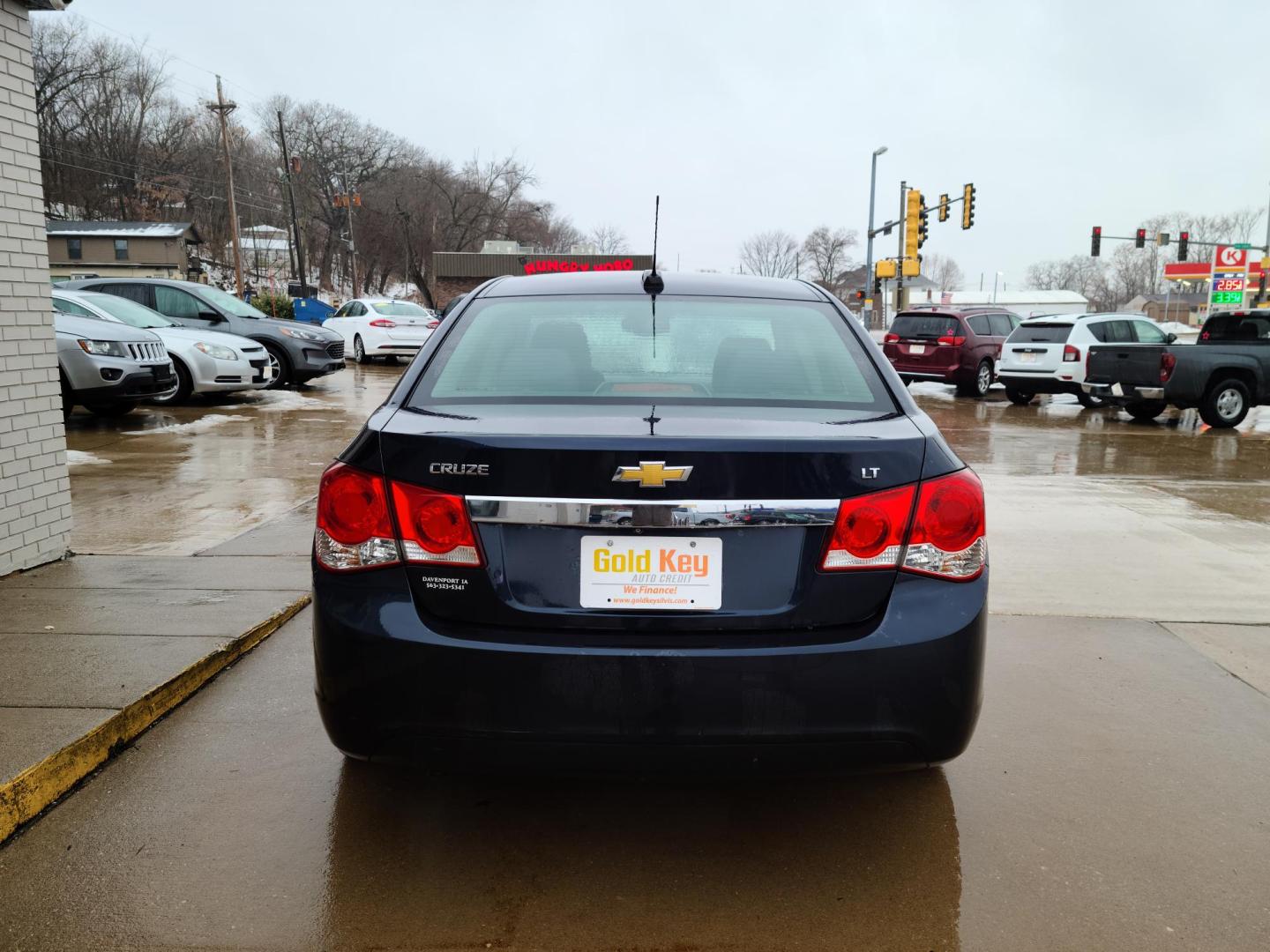 2015 Chevrolet Cruze 1LT Auto (1G1PC5SB0F7) with an 1.4L L4 DOHC 16V TURBO engine, 6-Speed Automatic transmission, located at 104 1st Avenue, Silvis, IL, 61282, (309) 755-9511, 41.515156, -90.425377 - Photo#3
