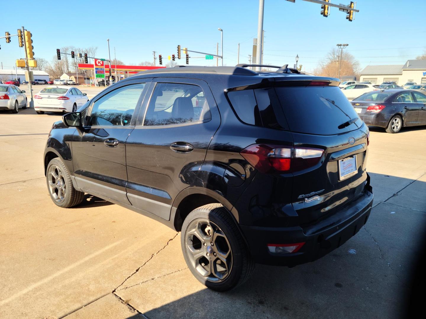 2018 Ford EcoSport SES Sport AWD (MAJ6P1CL8JC) with an 2.0L L4 DOHC 16V engine, 6A transmission, located at 104 1st Avenue, Silvis, IL, 61282, (309) 755-9511, 41.515156, -90.425377 - Photo#2