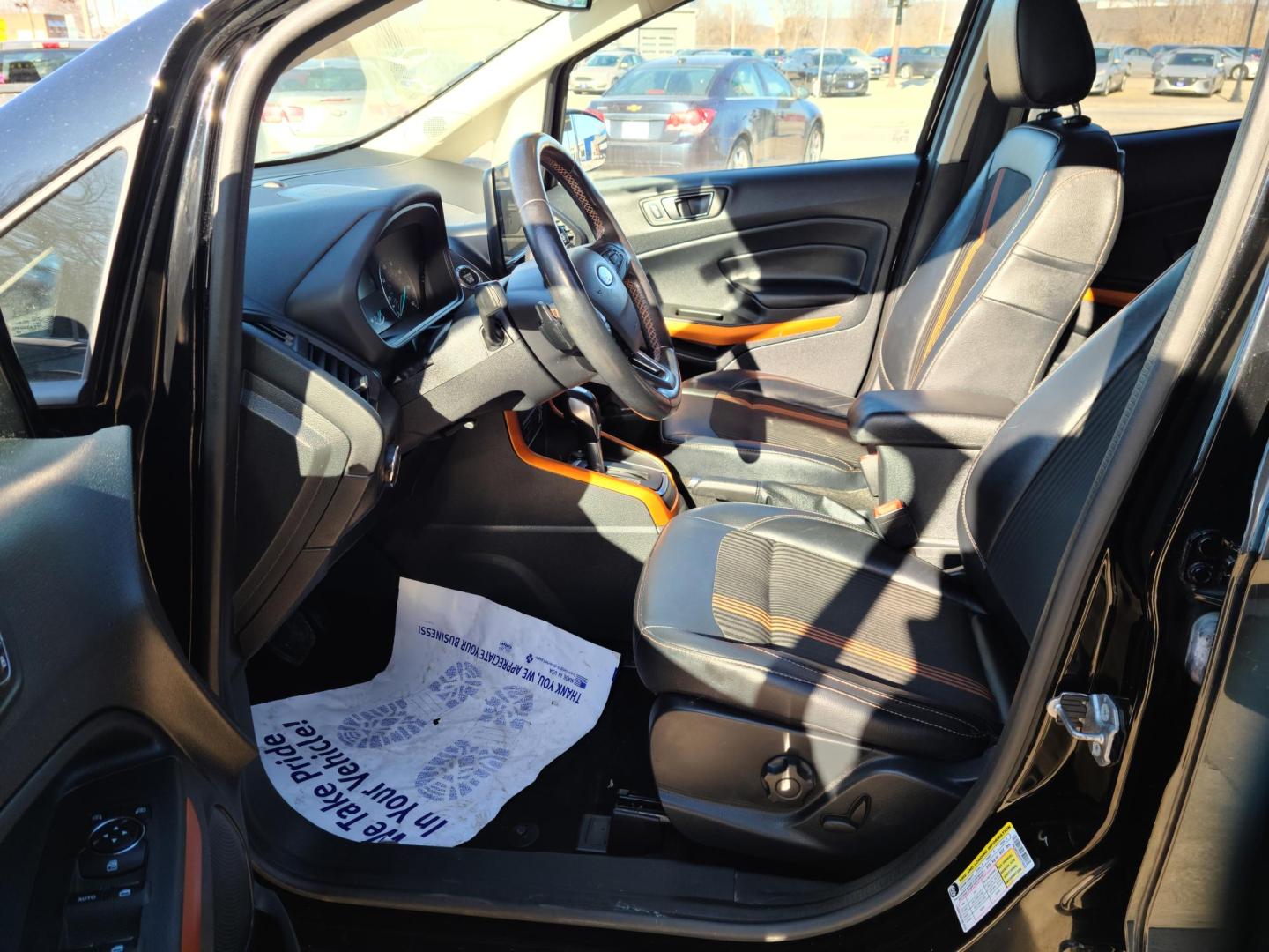 2018 Ford EcoSport SES Sport AWD (MAJ6P1CL8JC) with an 2.0L L4 DOHC 16V engine, 6A transmission, located at 104 1st Avenue, Silvis, IL, 61282, (309) 755-9511, 41.515156, -90.425377 - Photo#6